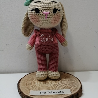 Amigurumi conejita Lucía - Imagen 1